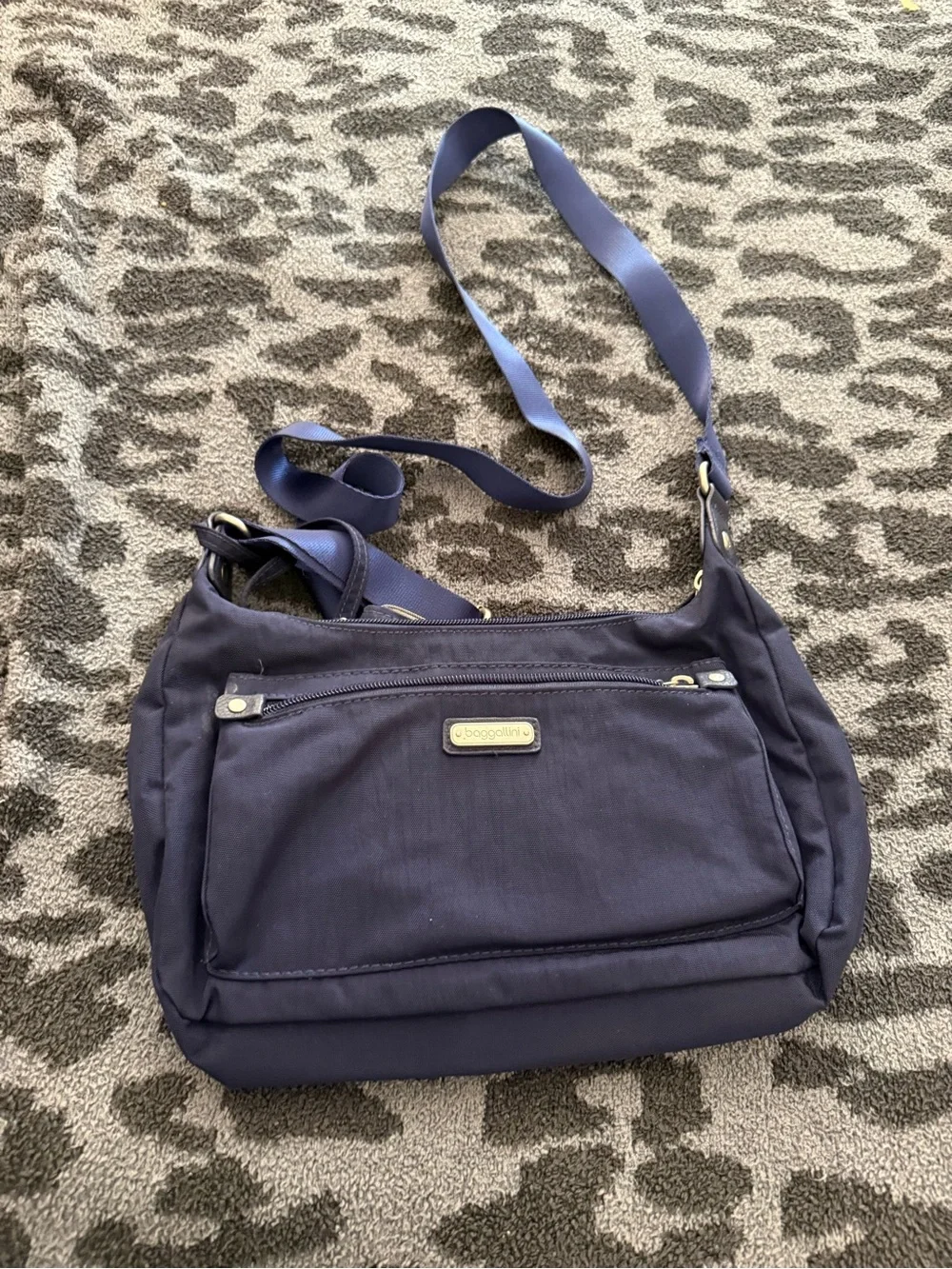 Baggallini Navy Blue Crossbody Bag